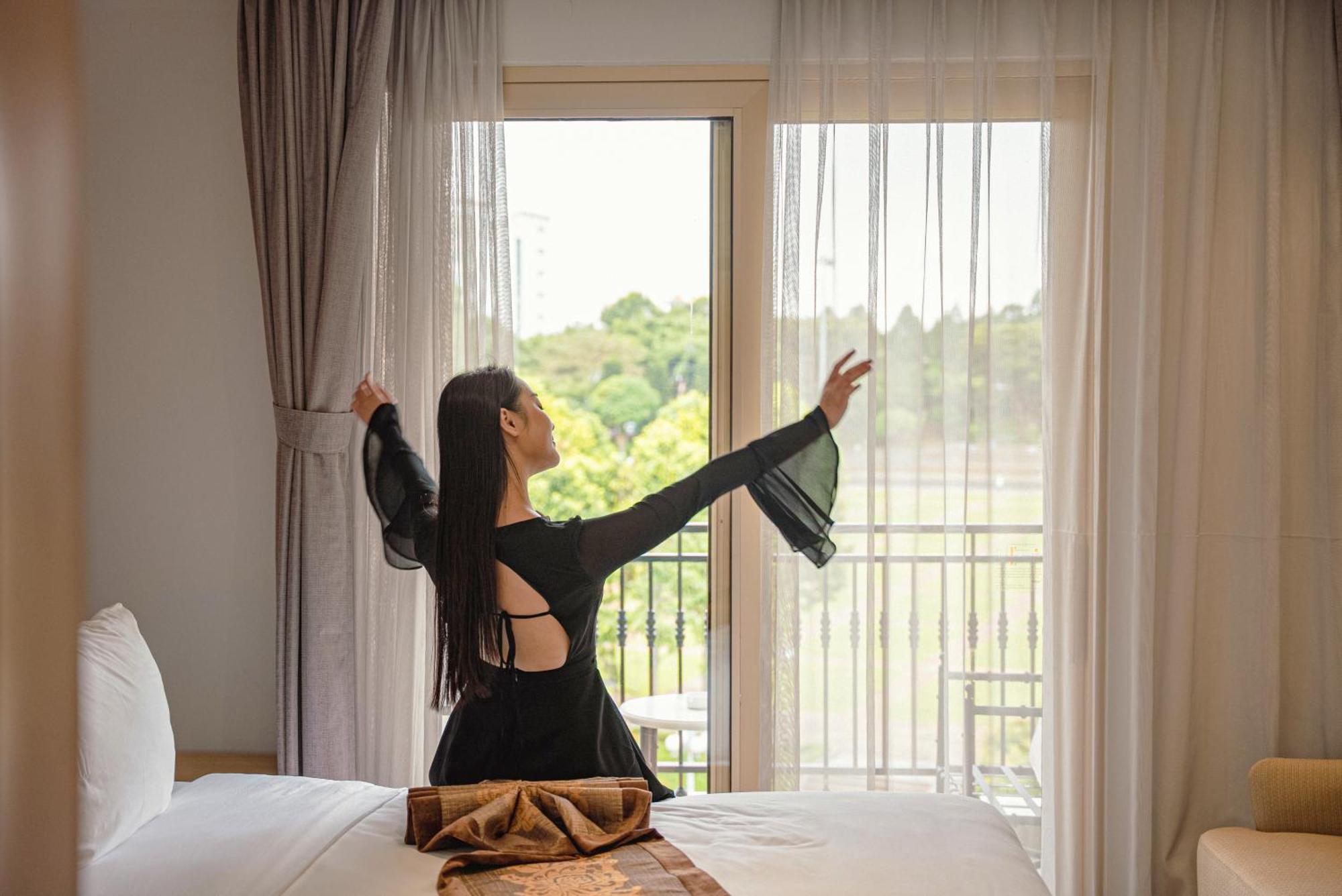 Ngon Avatar Hotel Pleiku Buitenkant foto