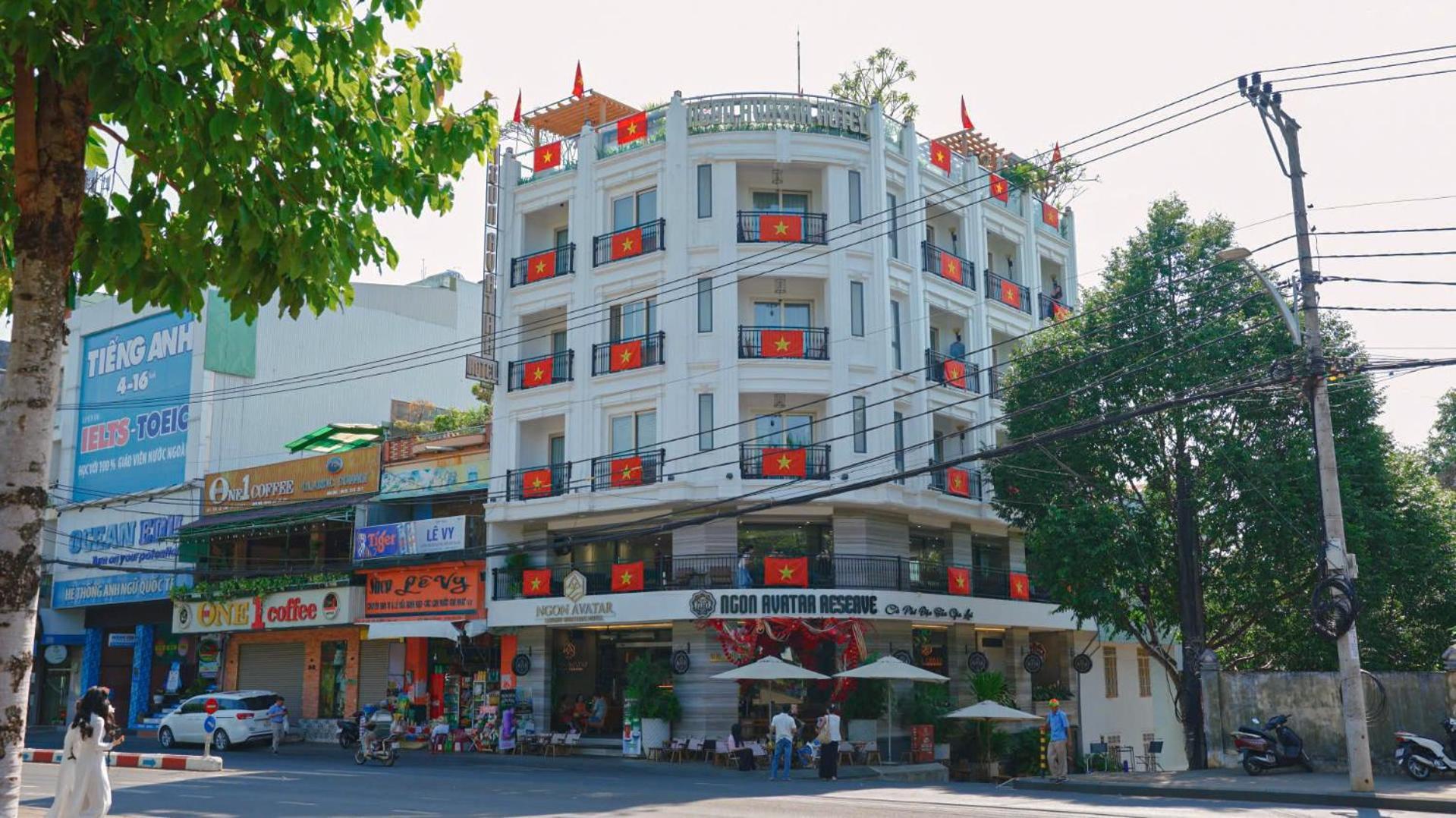 Ngon Avatar Hotel Pleiku Buitenkant foto
